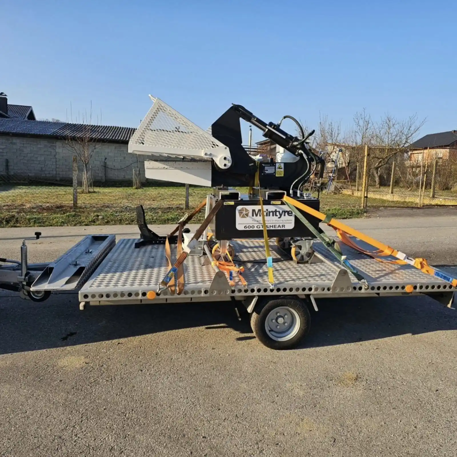 Univerzalna autoprikolica za transport strojeva, ATV-a, motocikala, 2022 god.