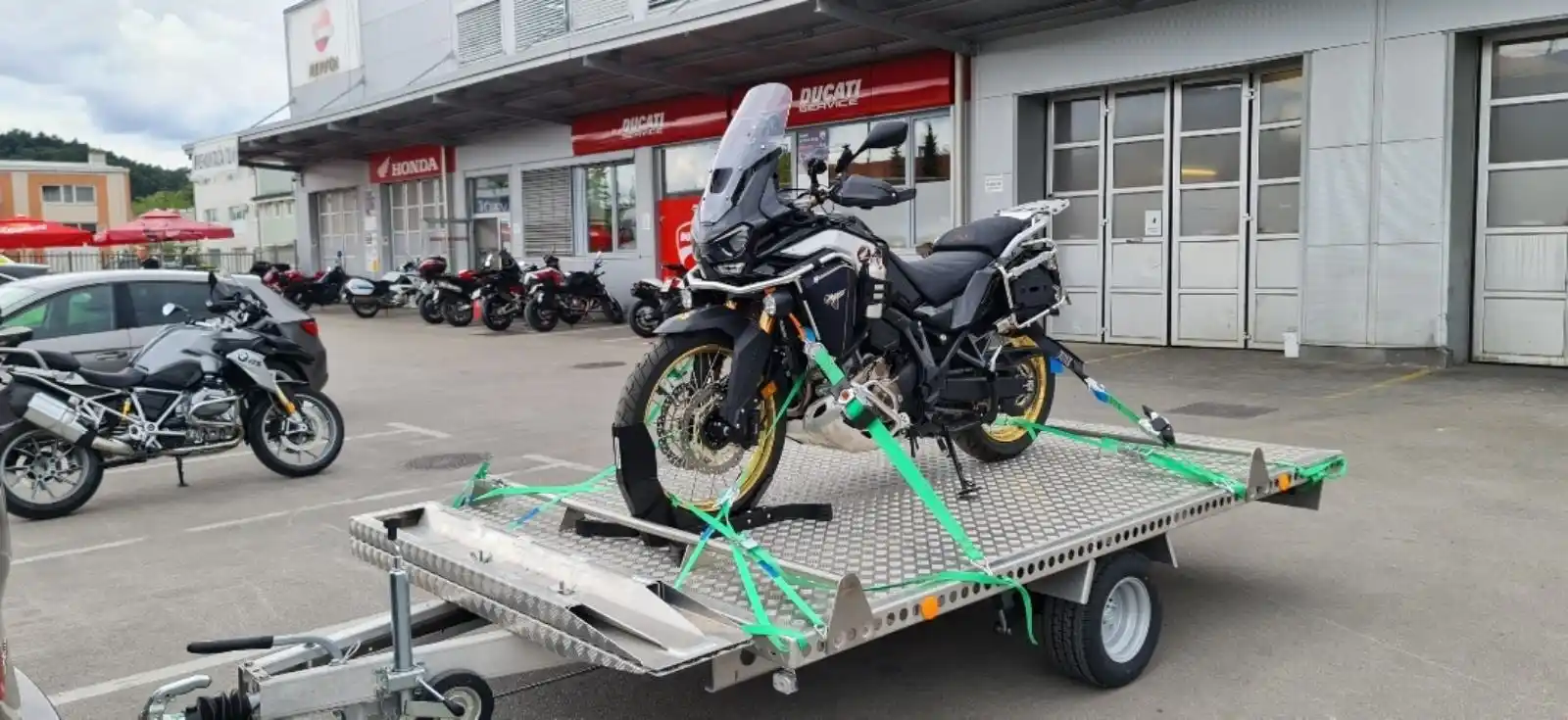 Univerzalna autoprikolica za transport strojeva, ATV-a, motocikala, 2022 god.